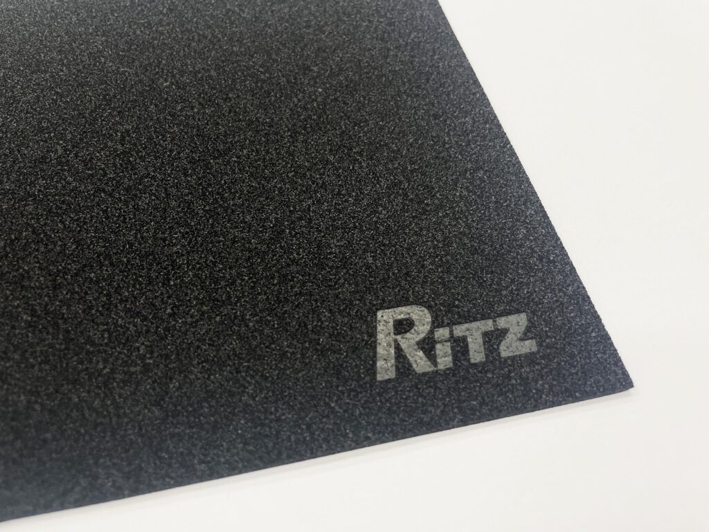 【シール無】電磁波吸収シート　L版